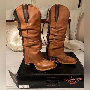 NewInBox! Freebird Jules Boots Size 9